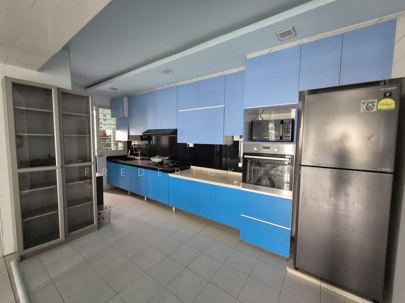 662D Edgedale Plains, 662D Edgedale Plains, Hougang / Punggol / Sengkang, 3 Bedrooms, 1,206 sqft, HDB Flat For Rent, by Frederick Foo, 500283045 - Kitchen - PropertyGuru.com.sg