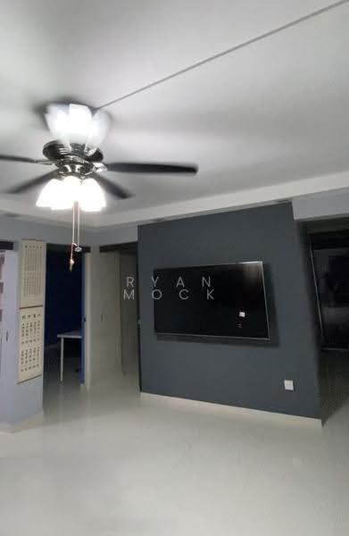 715 Clementi West Street 2, 715 Clementi West Street 2, Buona Vista / West Coast / Clementi New Town, 3 Bedrooms, 990 sqft, HDB Flat For Rent, by Ryan Mock, 500283048 - Living Room - PropertyGuru.com.sg