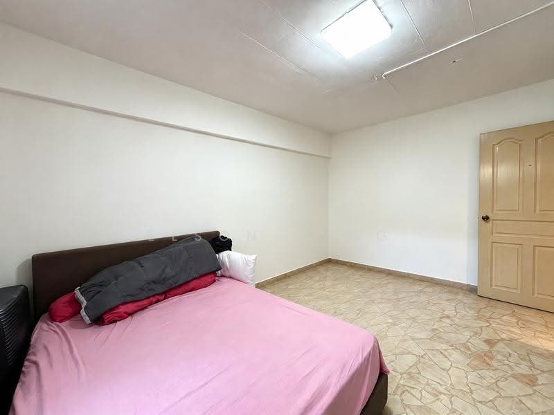 231 Jurong East Street 21, 231 Jurong East Street 21, Boon Lay / Jurong / Tuas, 3 Bedrooms, 883 sqft, HDB Flat For Sale, by Elson Wang, 500283049 - Bedroom - PropertyGuru.com.sg