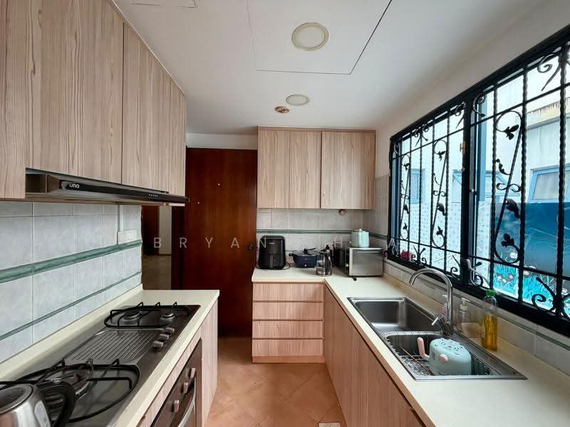 Grandlink Square, 511 Guillemard Road, Eunos / Geylang / Paya Lebar, 4 Bedrooms, 1,152 sqft, Apartment For Sale, by Bryan Chua, 500283061 - Kitchen - PropertyGuru.com.sg
