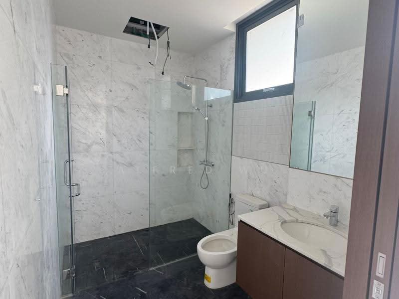 Rebuilt Semi-D with Pool & Lift – Greenleaf, off Holland / Sixth Ave, Greenleaf view, Tanglin / Holland / Bukit Timah, 5 Bedrooms, 6,926 sqft, Semi-Detached House For Sale, by Alfred Wu, 500283066 - Bathroom - PropertyGuru.com.sg
