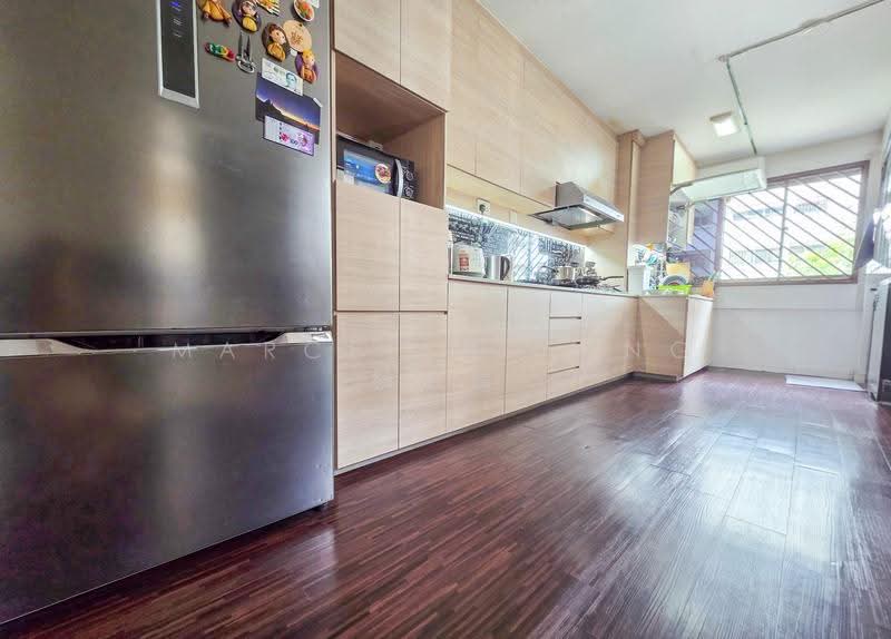 408 Hougang Avenue 10, 408 Hougang Avenue 10, Hougang / Punggol / Sengkang, 4 Bedrooms, 1,302 sqft, HDB Flat For Sale, by Marcella Yong 杨惠晴, 500283073 - Kitchen - PropertyGuru.com.sg