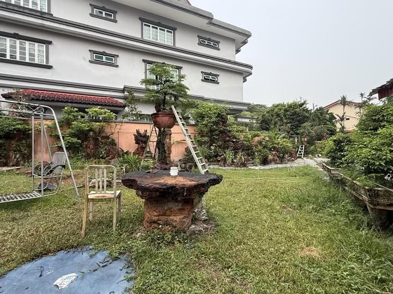 Woodlands Park, Jalan Jendela, Jalan Gelegar, Admiralty / Woodlands, 5 Bedrooms, 2,800 sqft, Semi-Detached House For Sale, by Aloysious Lim, 500283081 - Garden - PropertyGuru.com.sg