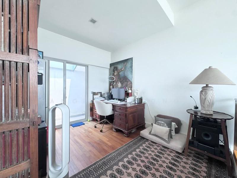 The Solitaire, 5A Balmoral Park, Tanglin / Holland / Bukit Timah, 3 Bedrooms, 2,691 sqft, Condominium For Sale, by Ang Pei Xiong, 500283082 - Study - PropertyGuru.com.sg