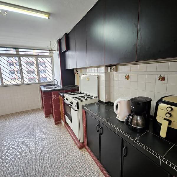74 Bedok North Road, 74 Bedok North Road, Bedok / Upper East Coast, 2 Bedrooms, 635 sqft, HDB Flat For Sale, by Frederick Foo, 500283083 - Kitchen - PropertyGuru.com.sg