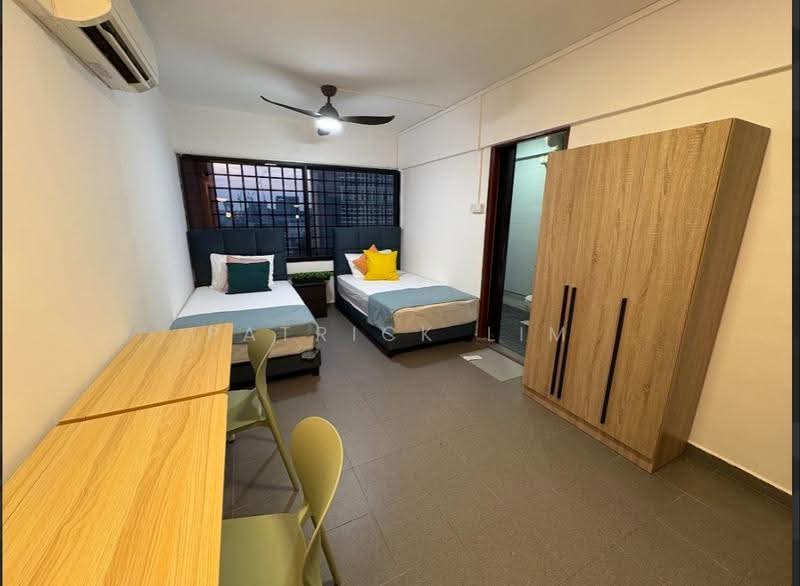 People's Park Complex, 1 Park Road, Boat Quay / Raffles Place / Marina, Room Rental, 350 sqft, Apartment For Rent, by Patrick Lim, 500283089 - Large Master Bedroom - PropertyGuru.com.sg