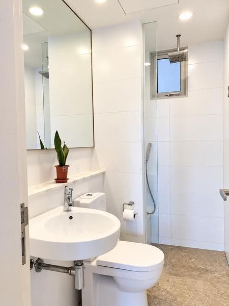 The Centris, 67 Jurong West Central 3, Boon Lay / Jurong / Tuas, 2 Bedrooms, 1,195 sqft, Apartment For Rent, by Bella Qu, 500283091 - Bathroom - PropertyGuru.com.sg