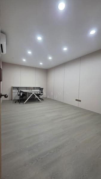 Yi Guang Factory Building, 180 Paya Lebar Road, Eunos / Geylang / Paya Lebar, 151 sqft, Light Industrial (B1) For Rent, by Sharon Lau, 500283093 - Interior - CommercialGuru.com.sg