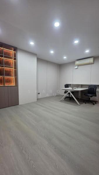 Yi Guang Factory Building, 180 Paya Lebar Road, Eunos / Geylang / Paya Lebar, 151 sqft, Light Industrial (B1) For Rent, by Sharon Lau, 500283093 - Interior - CommercialGuru.com.sg