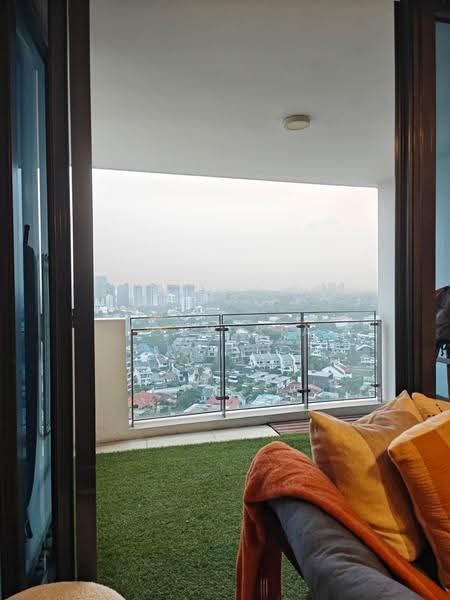368 Thomson, 368 Thomson Road, Newton / Novena, 2 Bedrooms, 883 sqft, Condominium For Sale, by Joey Sia, 500283100 - Balcony - PropertyGuru.com.sg