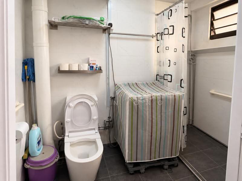 259 Bishan Street 22, 259 Bishan Street 22, Ang Mo Kio / Bishan / Thomson, Room Rental, 100 sqft, HDB Flat For Rent, by Kevin Ong, 500283109 - Bathroom - PropertyGuru.com.sg