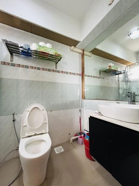 385 Bukit Batok West Avenue 5, 385 Bukit Batok West Avenue 5, Dairy Farm / Bukit Panjang / Choa Chu Kang, 3 Bedrooms, 1,238 sqft, HDB Flat For Sale, by Francis Loh, 500283121 - PropertyGuru.com.sg