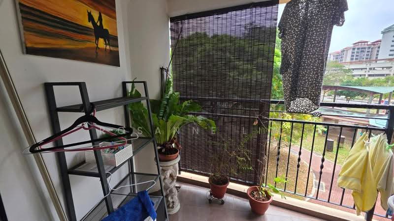 686B Jurong West Central 1, 686B Jurong West Central 1, Boon Lay / Jurong / Tuas, Room Rental, 100 sqft, HDB Flat For Rent, by Rosanne Lim, 500283122 - Balcony - PropertyGuru.com.sg