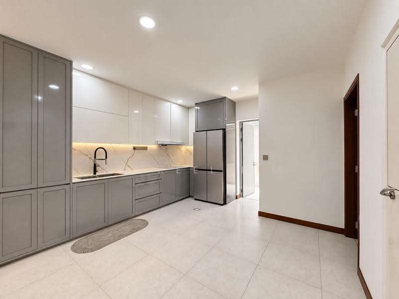 Serangoon Gardens 3.5-Storey Terrace with Lift, Rosyth Road / Leith Road / Phillips Avenue, Hougang / Punggol / Sengkang, 4 Bedrooms, 4,150 sqft, Terraced House For Rent, by Jazreel Lim, 500283134 - PropertyGuru.com.sg