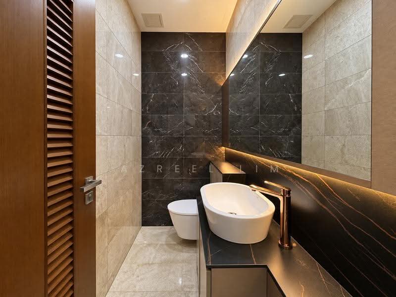 Serangoon Gardens 3.5-Storey Terrace with Lift, Rosyth Road / Leith Road / Phillips Avenue, Hougang / Punggol / Sengkang, 4 Bedrooms, 4,150 sqft, Terraced House For Rent, by Jazreel Lim, 500283134 - PropertyGuru.com.sg