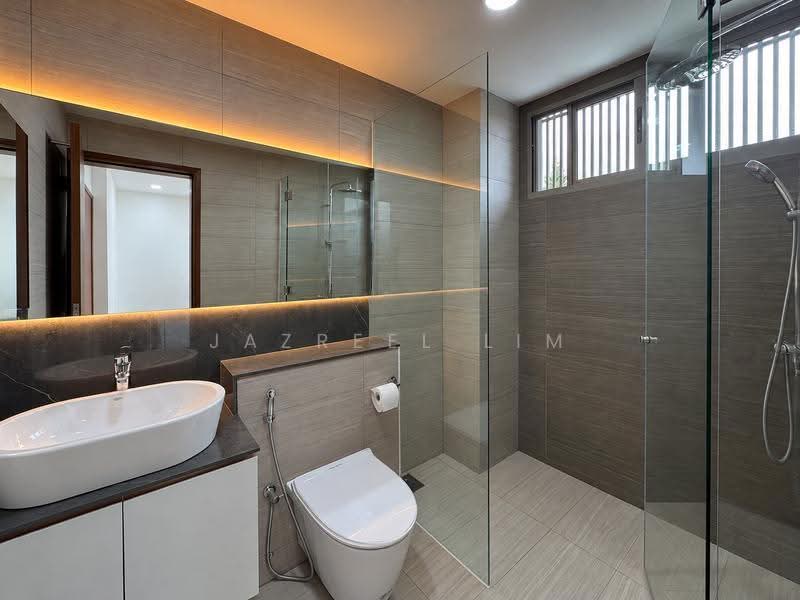 Serangoon Gardens 3.5-Storey Terrace with Lift, Rosyth Road / Leith Road / Phillips Avenue, Hougang / Punggol / Sengkang, 4 Bedrooms, 4,150 sqft, Terraced House For Rent, by Jazreel Lim, 500283134 - PropertyGuru.com.sg
