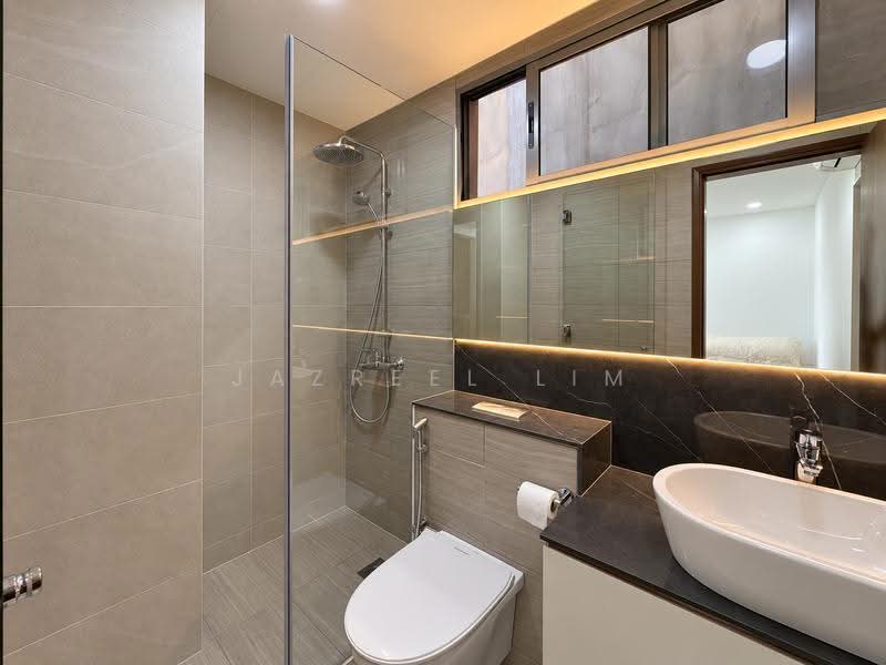 Serangoon Gardens 3.5-Storey Terrace with Lift, Rosyth Road / Leith Road / Phillips Avenue, Hougang / Punggol / Sengkang, 4 Bedrooms, 4,150 sqft, Terraced House For Rent, by Jazreel Lim, 500283134 - PropertyGuru.com.sg