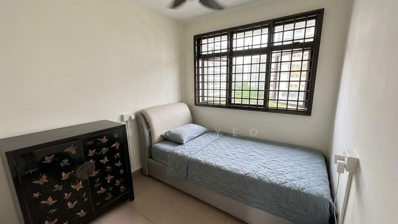 73 Lorong 4 Toa Payoh, 73 Lorong 4 Toa Payoh, Balestier / Toa Payoh, 2 Bedrooms, 667 sqft, HDB Flat For Sale, by Ryan Yeo, 500283137 - Bedroom - PropertyGuru.com.sg