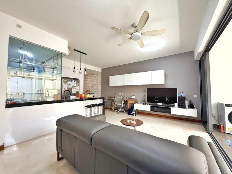 Waterfront Isle, 736 Bedok Reservoir Road, Bedok / Upper East Coast, 3 Bedrooms, 1,152 sqft, Condominium For Sale, by Liew Derrick, 500283147 - Living Room - PropertyGuru.com.sg