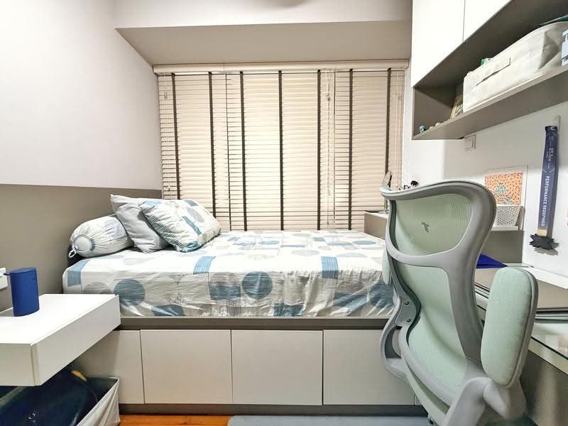 Waterfront Isle, 736 Bedok Reservoir Road, Bedok / Upper East Coast, 3 Bedrooms, 1,152 sqft, Condominium For Sale, by Liew Derrick, 500283147 - Bedroom - PropertyGuru.com.sg