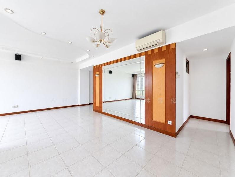 Castle Green, 487 Yio Chu Kang Road, Mandai / Upper Thomson, 4 Bedrooms, 1,410 sqft, Condominium For Sale, by Andy Lim 林佳俊, 500283152 - Living Room - PropertyGuru.com.sg