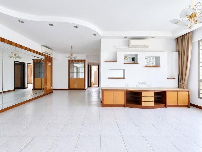 Castle Green, 487 Yio Chu Kang Road, Mandai / Upper Thomson, 4 Bedrooms, 1,410 sqft, Condominium For Sale, by Andy Lim 林佳俊, 500283152 - Living Room - PropertyGuru.com.sg