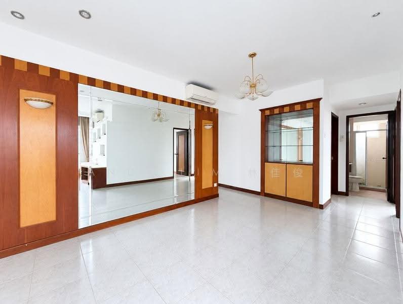 Castle Green, 487 Yio Chu Kang Road, Mandai / Upper Thomson, 4 Bedrooms, 1,410 sqft, Condominium For Sale, by Andy Lim 林佳俊, 500283152 - Living Room - PropertyGuru.com.sg