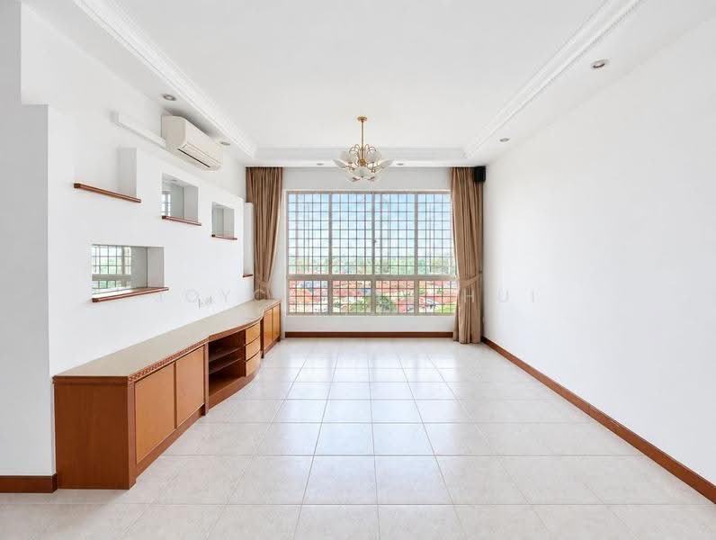 Castle Green, 487 Yio Chu Kang Road, Mandai / Upper Thomson, 4 Bedrooms, 1,410 sqft, Condominium For Sale, by Joyce Lye Hui Xin, 500283153 - Living Room - PropertyGuru.com.sg