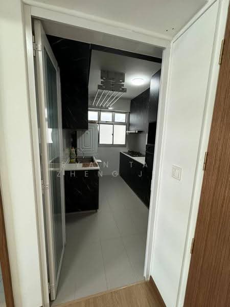 382A Yishun Street 31, 382A Yishun Street 31, Sembawang / Yishun, 1 Bedroom, 505 sqft, HDB Flat For Sale, by Ryan Tan Zheng Jie, 500283155 - Kitchen - PropertyGuru.com.sg