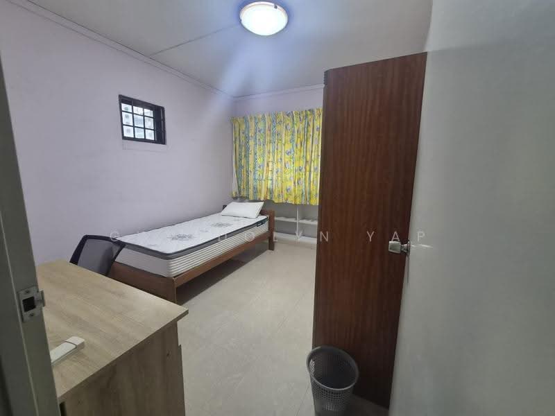 286D Toh Guan Road, 286D Toh Guan Road, Boon Lay / Jurong / Tuas, Room Rental, 120 sqft, HDB Flat For Rent, by Gwendolyn Yap, 500283158 - Bedroom - PropertyGuru.com.sg