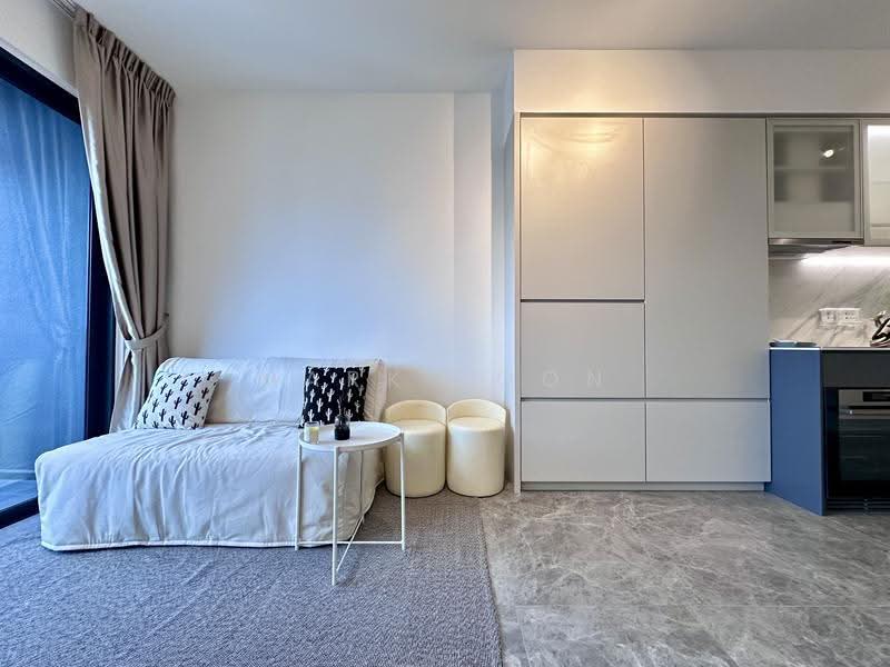 The M, 38 Middle Road, Beach Road / Bugis / Rochor, 1 Bedroom, 527 sqft, Condominium For Rent, by Mark Loon, 500283191 - Living Room - PropertyGuru.com.sg