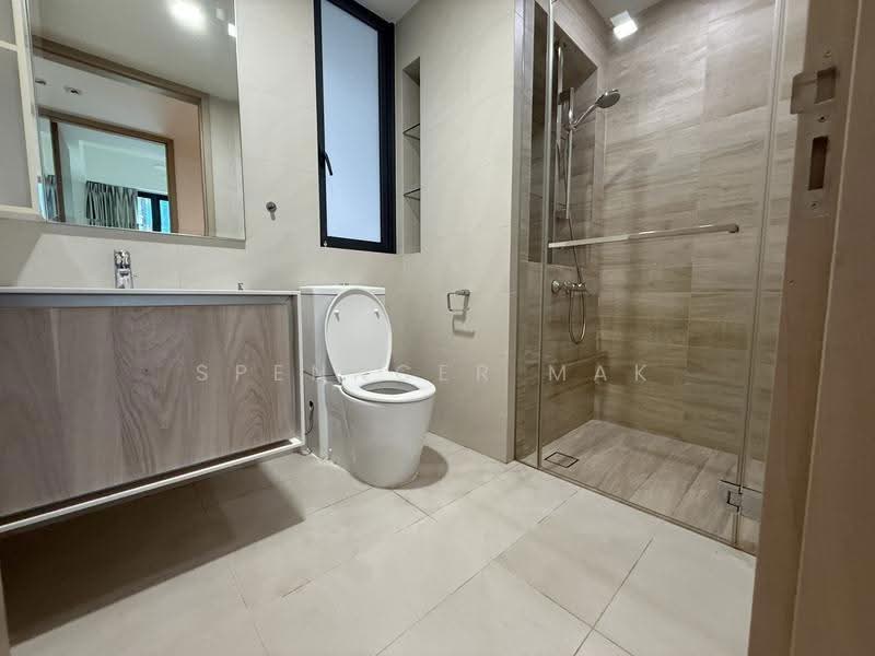 J Gateway, 2 Gateway Drive, Boon Lay / Jurong / Tuas, 3 Bedrooms, 969 sqft, Condominium For Sale, by Spenncer Mak, 500283197 - PropertyGuru.com.sg