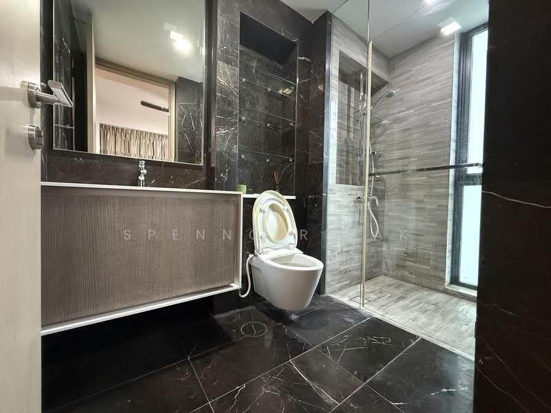 J Gateway, 2 Gateway Drive, Boon Lay / Jurong / Tuas, 3 Bedrooms, 969 sqft, Condominium For Sale, by Spenncer Mak, 500283197 - PropertyGuru.com.sg