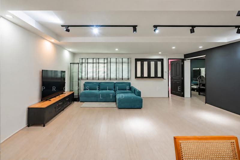 275A Jurong West Street 25, 275A Jurong West Street 25, Boon Lay / Jurong / Tuas, 3 Bedrooms, 1,195 sqft, HDB Flat For Sale, by Wes Teo, 500283203 - Living Room - PropertyGuru.com.sg