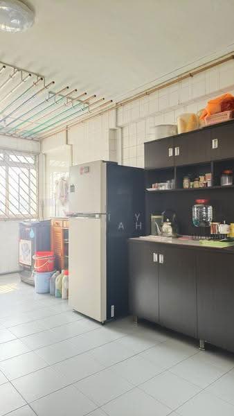 223 Choa Chu Kang Central, 223 Choa Chu Kang Central, Dairy Farm / Bukit Panjang / Choa Chu Kang, 3 Bedrooms, 1,120 sqft, HDB Flat For Sale, by Ooi Yi Shah, 500283209 - Kitchen - PropertyGuru.com.sg