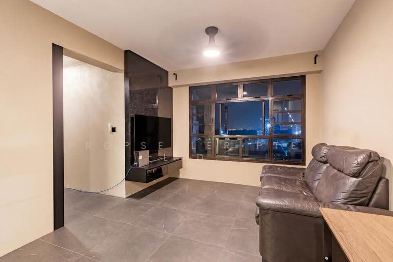 470A Fernvale Link, 470A Fernvale Link, Seletar / Yio Chu Kang, 2 Bedrooms, 732 sqft, HDB Flat For Sale, by JOHN YEO, 500283218 - Living Room - PropertyGuru.com.sg