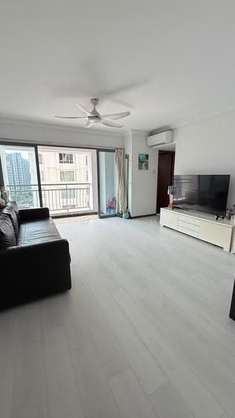 Aquarius By The Park, 9 Bedok Reservoir View, Bedok / Upper East Coast, 2 Bedrooms, 893 sqft, Condominium For Sale, by Jim Chua, 500283220 - Living Room - PropertyGuru.com.sg