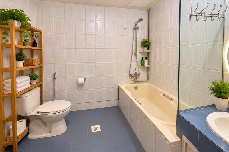 Ridgewood Condominium, 1 Ridgewood Close, Tanglin / Holland / Bukit Timah, 1 Bedroom, 1,050 sqft, Condominium For Rent, by Marcus Khaw, 500283223 - Bathroom - PropertyGuru.com.sg