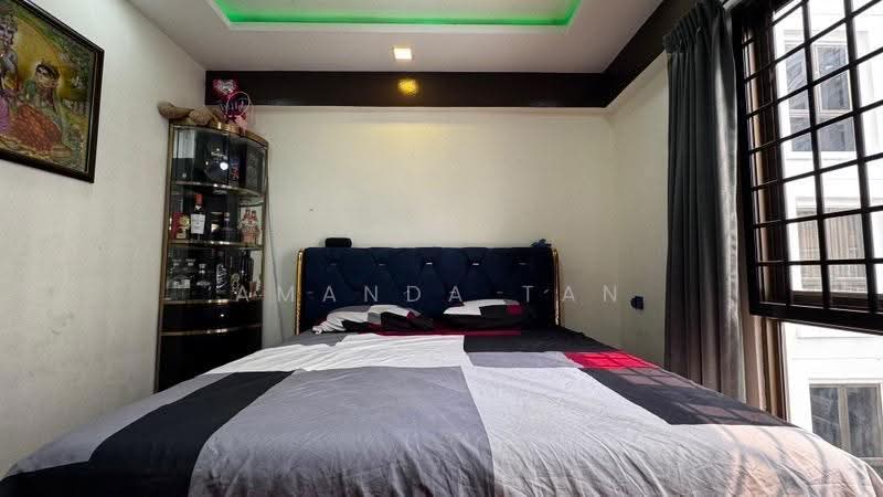 Parkview Apartments, 1 Bukit Batok Street 25, Dairy Farm / Bukit Panjang / Choa Chu Kang, 2 Bedrooms, 936 sqft, Apartment For Sale, by Amanda Tan, 500283239 - PropertyGuru.com.sg