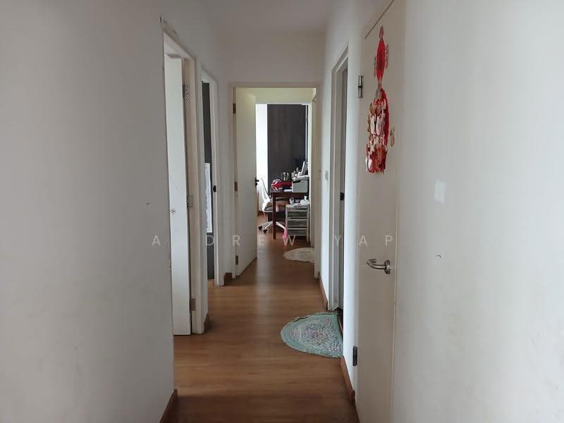 28 Ghim Moh Link, 28 Ghim Moh Link, Tanglin / Holland / Bukit Timah, 3 Bedrooms, 990 sqft, HDB Flat For Sale, by Andrew Yap, 500283256 - Corridor - PropertyGuru.com.sg