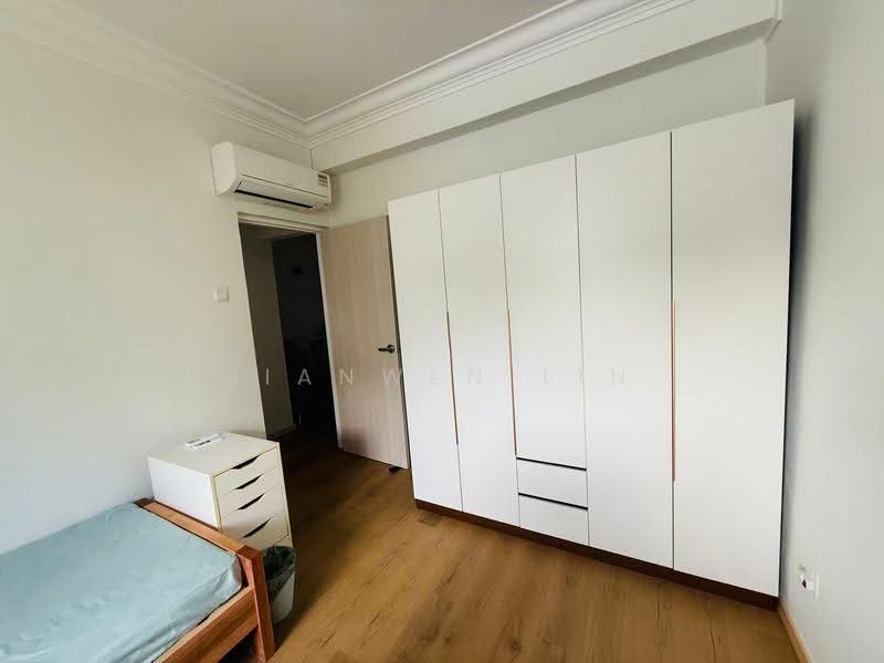 Lakepoint Condo, 2 Lakepoint Drive, Boon Lay / Jurong / Tuas, Room Rental, 150 sqft, Condominium For Rent, by JIANWEN LIN, 500283257 - Bedroom - PropertyGuru.com.sg