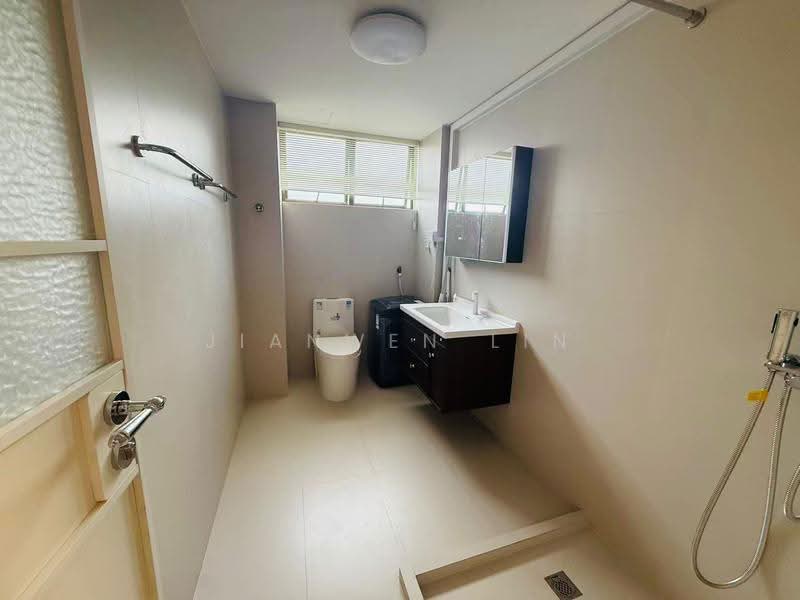 Lakepoint Condo, 2 Lakepoint Drive, Boon Lay / Jurong / Tuas, Room Rental, 150 sqft, Condominium For Rent, by JIANWEN LIN, 500283257 - Bathroom - PropertyGuru.com.sg