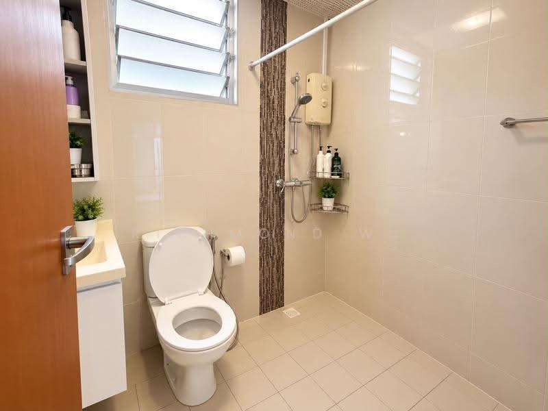 453C Fernvale Road, 453C Fernvale Road, Seletar / Yio Chu Kang, 3 Bedrooms, 1,001 sqft, HDB Flat For Sale, by Richmond Wu, 500283266 - Bathroom - PropertyGuru.com.sg