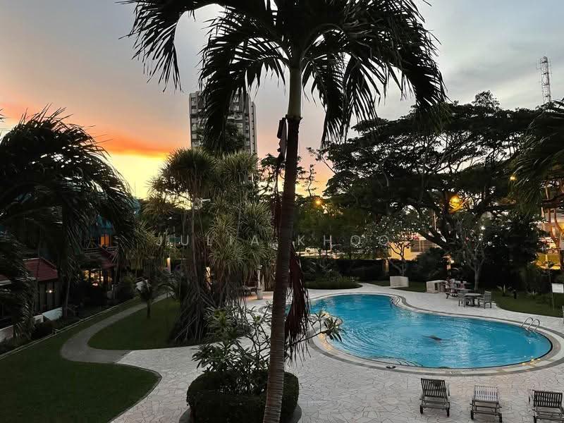 Eastern Lagoon I, 216 Upper East Coast Road, Bedok / Upper East Coast, Room Rental, 120 sqft, Condominium For Rent, by Julia Khoo, 500283270 - Exterior - PropertyGuru.com.sg