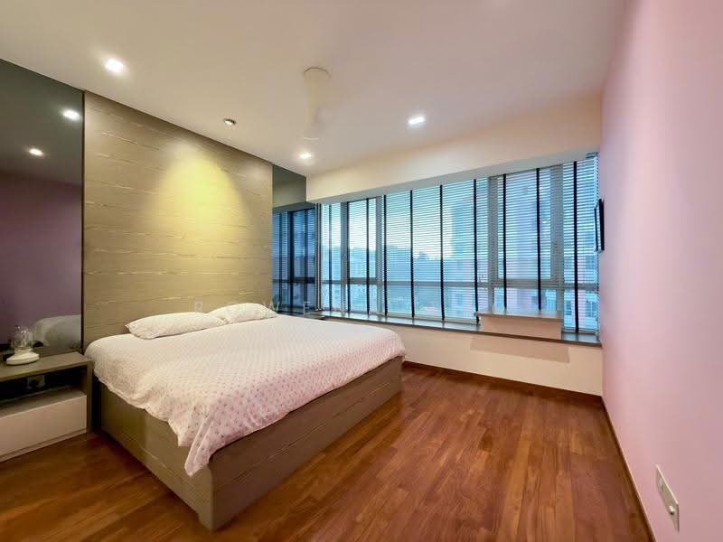 Hillvista, 1 Elizabeth Drive, Dairy Farm / Bukit Panjang / Choa Chu Kang, 3 Bedrooms, 1,184 sqft, Condominium For Sale, by Rowena Teo, 500283284 - Master bedroom - PropertyGuru.com.sg