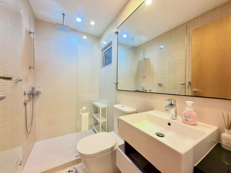 Hillvista, 1 Elizabeth Drive, Dairy Farm / Bukit Panjang / Choa Chu Kang, 3 Bedrooms, 1,184 sqft, Condominium For Sale, by Rowena Teo, 500283284 - Shared bathroom - PropertyGuru.com.sg