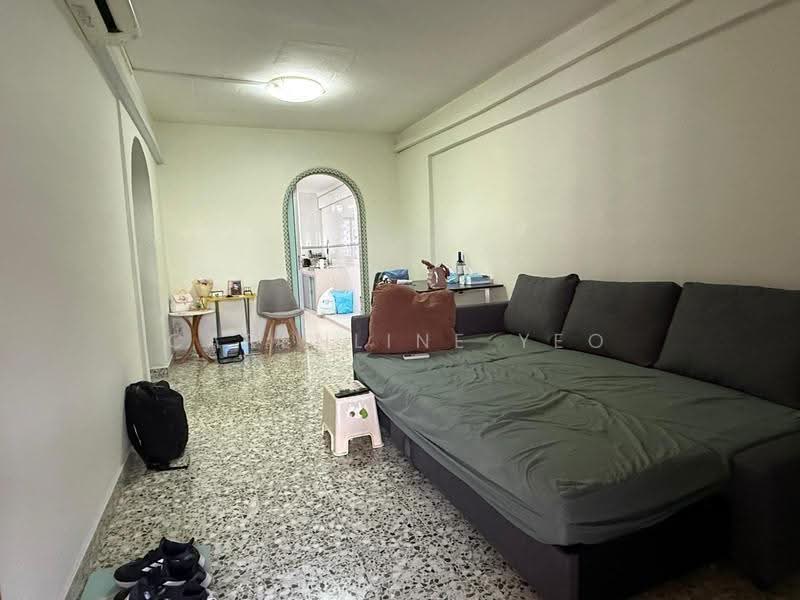 519 Bedok North Avenue 1, 519 Bedok North Avenue 1, Bedok / Upper East Coast, 2 Bedrooms, 721 sqft, HDB Flat For Sale, by Carenline Yeo, 500283289 - Living Room - PropertyGuru.com.sg