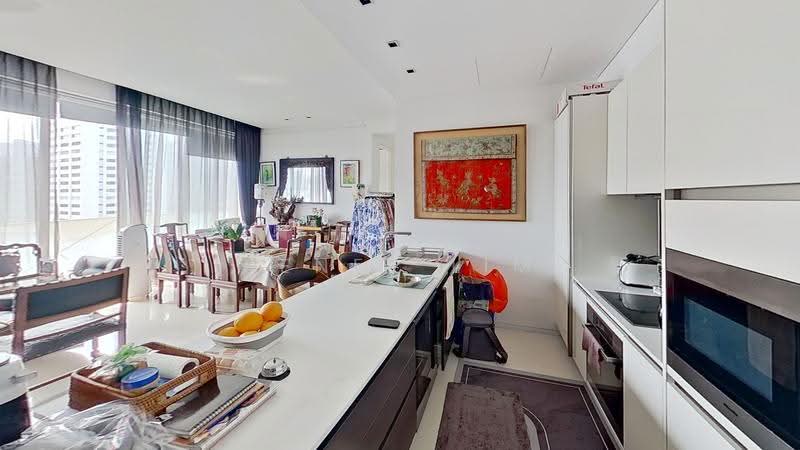 Scotts Square, 8 Scotts Road, Orchard / River Valley, 3 Bedrooms, 1,249 sqft, Condominium For Sale, by Renee Lim, 500283295 - Dining Room with open kitchen - PropertyGuru.com.sg