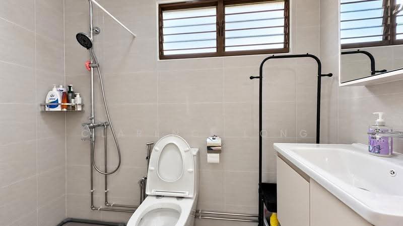60 Geylang Bahru, 60 Geylang Bahru, Balestier / Toa Payoh, 3 Bedrooms, 1,291 sqft, HDB Flat For Sale, by Clarence Long, 500283308 - Bathroom - PropertyGuru.com.sg