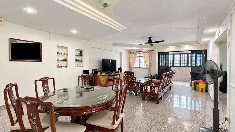 60 Geylang Bahru, 60 Geylang Bahru, Balestier / Toa Payoh, 3 Bedrooms, 1,291 sqft, HDB Flat For Sale, by Clarence Long, 500283308 - Living Room - PropertyGuru.com.sg